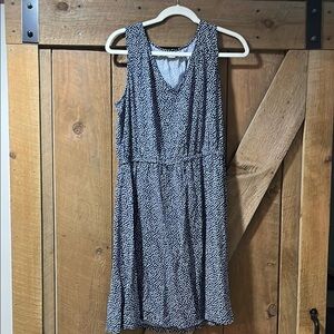 Old Navy Blue V-neck Sleeveless Midi Sundress